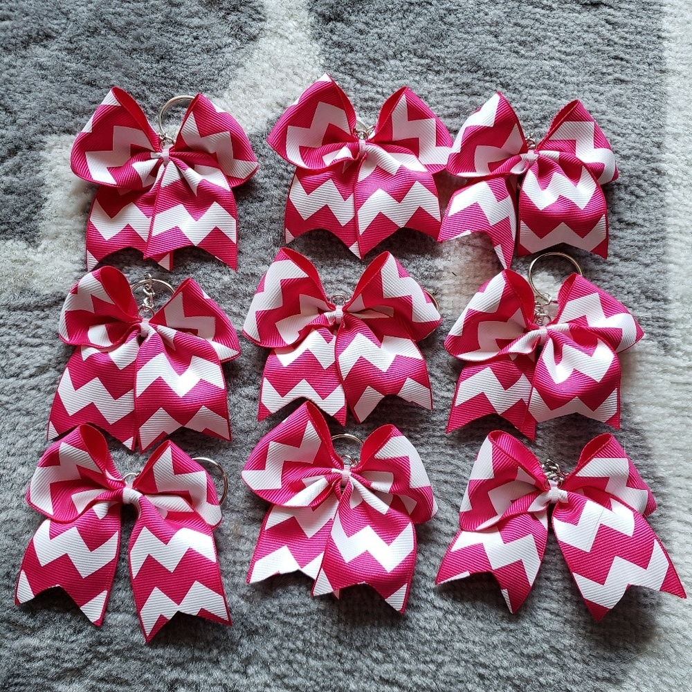 Cheer bow keychain 🎀🎀